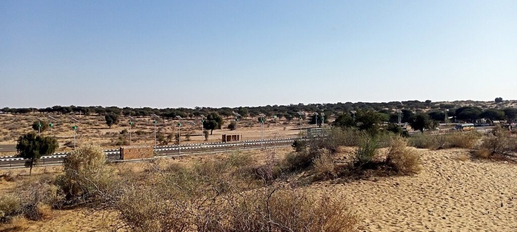 Train way to Pushkar.