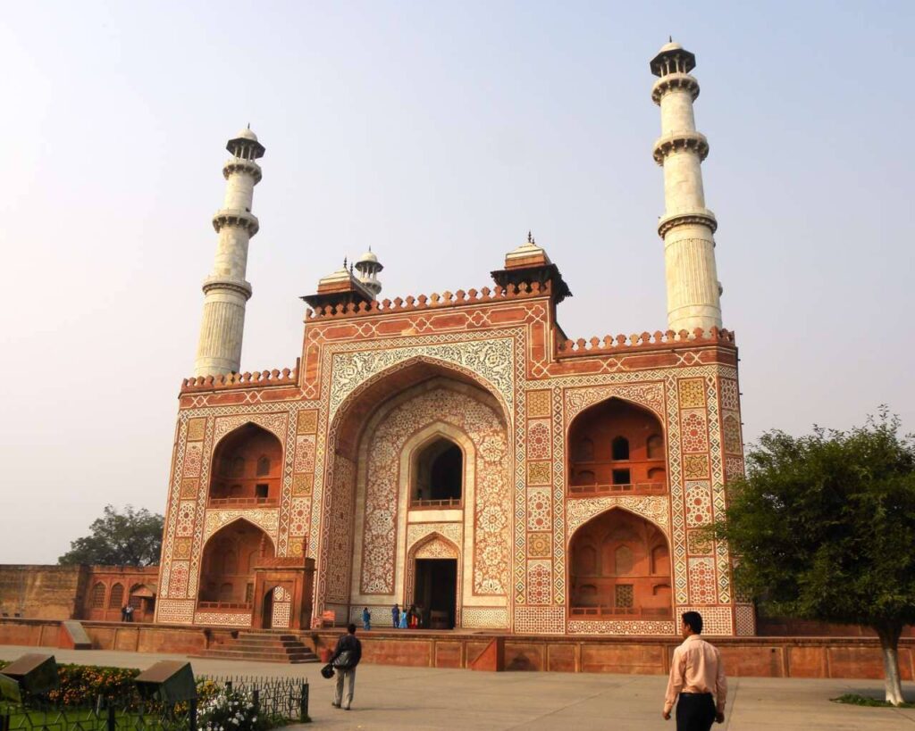 Beautifully Decorated Akbar Tomb or Sikandra Entrance door. 2 days in Agra Itinerary.