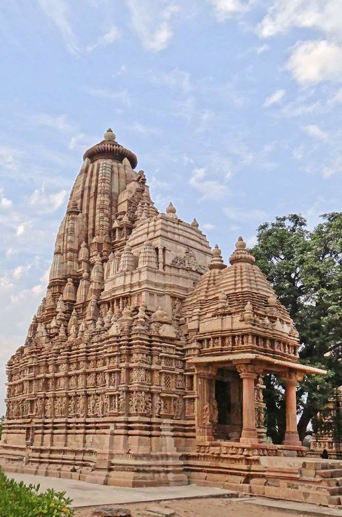 Prashvnath Temple Khajuraho